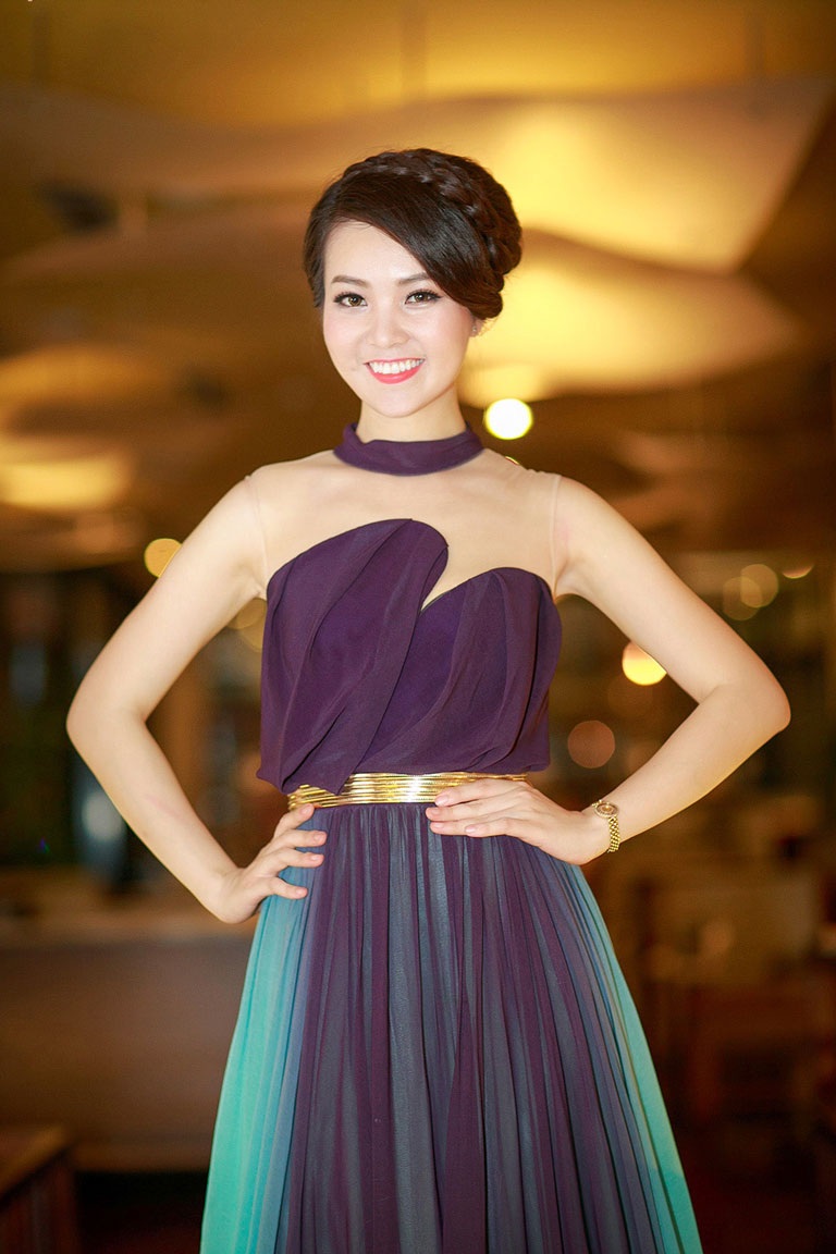 <b style=mso-bidi-font-weight:
normal>Hà Thanh