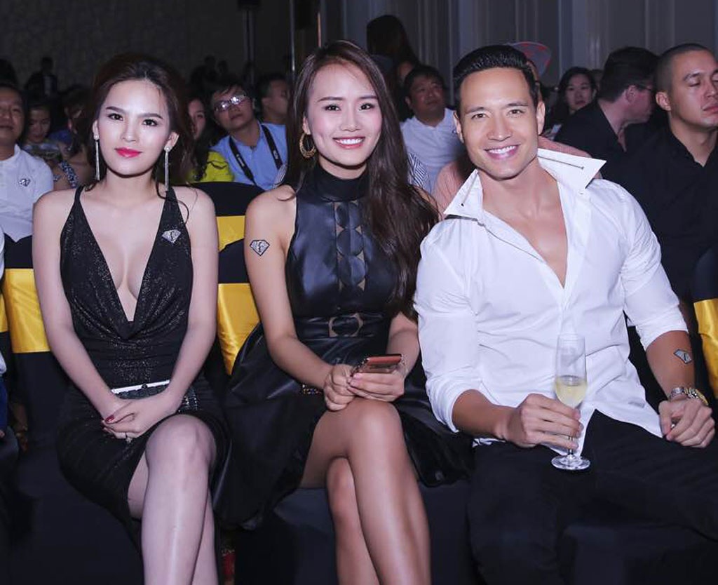 Cô sánh đôi cùng bạn trai của Trương Ngọc Ánh - nam diễn viên Kim Lý.