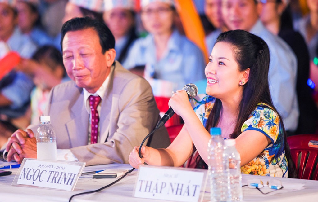 MC Vũ Mạnh Cường khuấy động sân chơi dành cho công nhân - 2 Diễn viên phim Mùi ngò gai, Ngọc Trinh ngồi ghế giám khảo chương trình