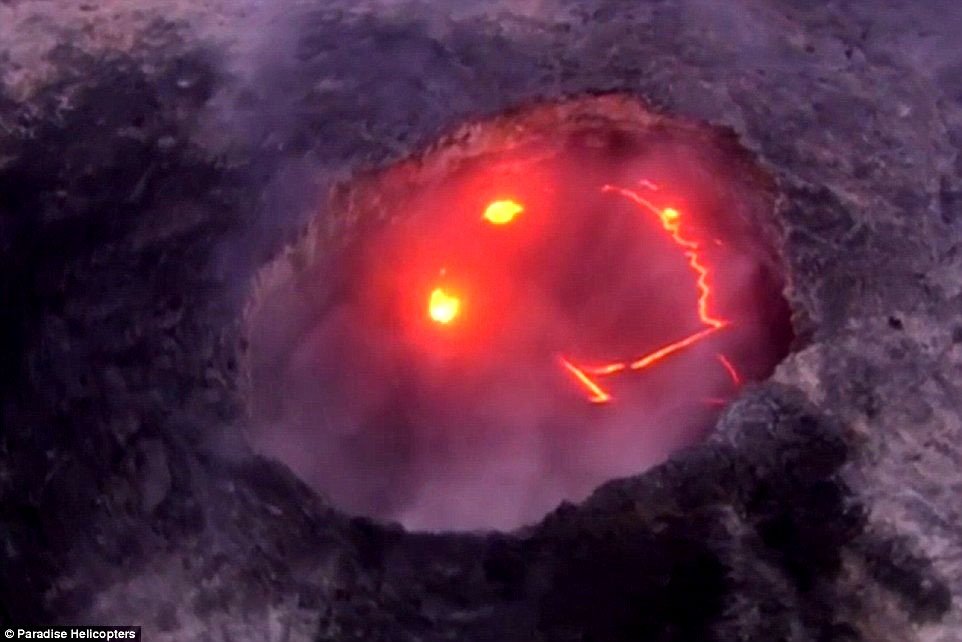 Kinh ngạc hình ảnh núi lửa… “biết cười” - Ảnh 4. Kinh ngạc hình ảnh núi lửa… “biết cười” - Ảnh 4.