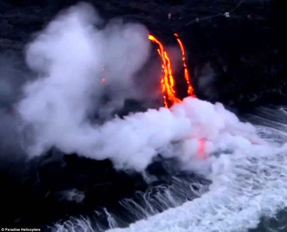 Kinh ngạc hình ảnh núi lửa… “biết cười” - Ảnh 7. Kinh ngạc hình ảnh núi lửa… “biết cười” - Ảnh 7.