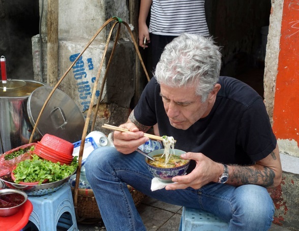 “Bún mắng”, bún ốc, bún chả cùng lên truyền hình Mỹ - 4 “Bún mắng”, bún ốc, bún chả cùng lên truyền hình Mỹ - 4