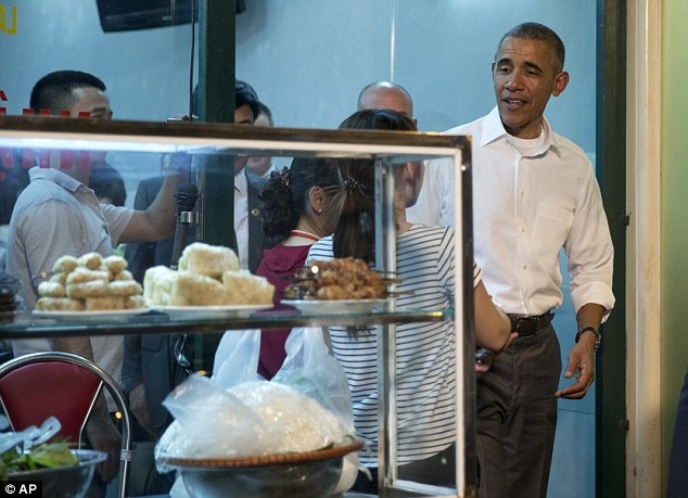 Những câu nói hay nhất của ông Obama trong bữa tối ở quán bún chả - 1 Những câu nói hay nhất của ông Obama trong bữa tối ở quán bún chả - 1