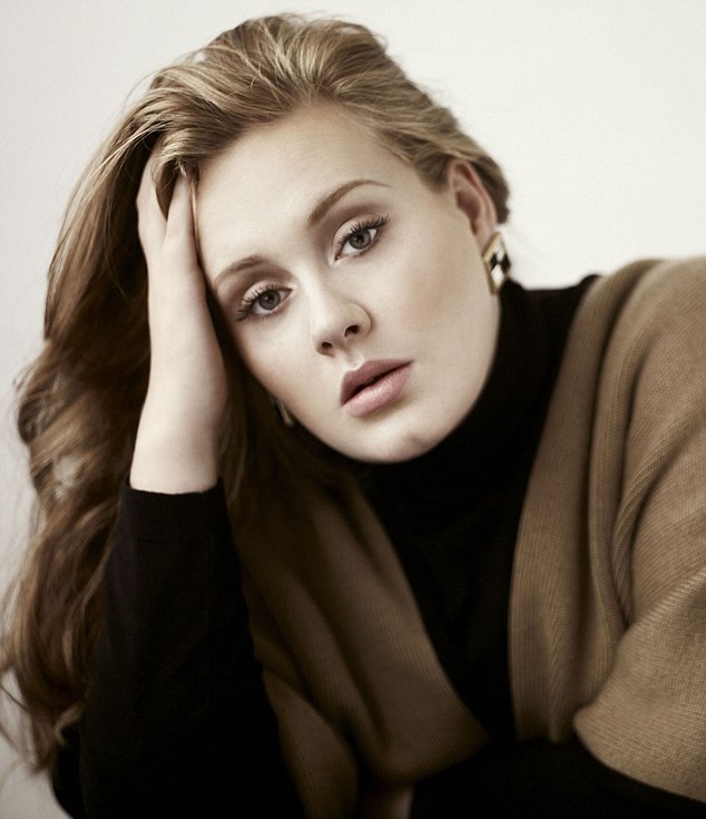 Adele sẽ không bao giờ “phục hồi phong độ”? - 3 Adele đã sinh cậu con trai Angelo năm 2012.