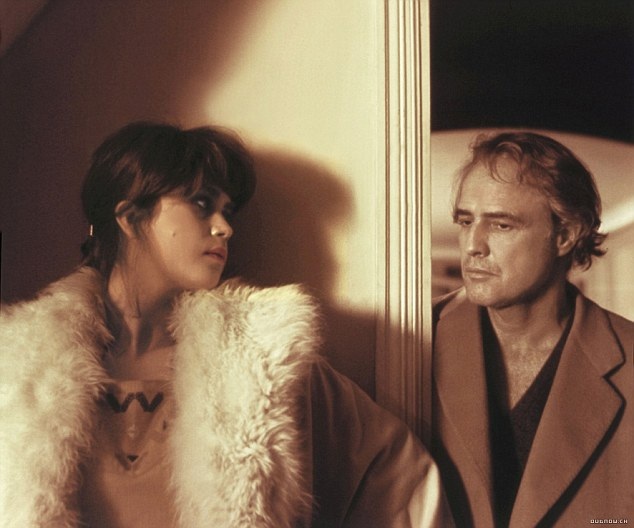 Tranh cãi xoay quanh cảnh nóng trong bộ phim kinh điển - 2 Hai diễn viên Maria Schneider và Marlon Brando trong phim “Last Tango in Paris”
