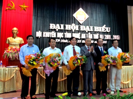 Đại hội đại biểu Hội khuyến học Nghệ An lần thứ 3 - 3