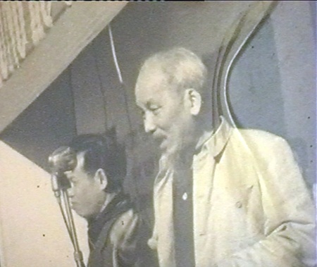 Kỷ niệm 50 năm Bác Hồ về thăm huyện Yên Thành  - 3