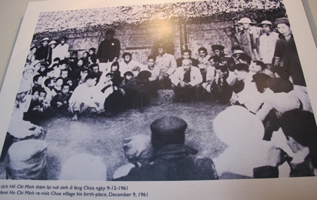 Một số hình ảnh Bác Hồ với quê hương - 6