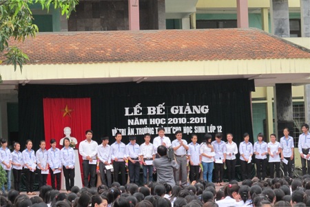 Bịn rịn 12 ơi! - 8 Bịn rịn 12 ơi! - 8