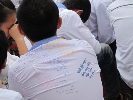 Bịn rịn 12 ơi! - 7 Bịn rịn 12 ơi! - 7