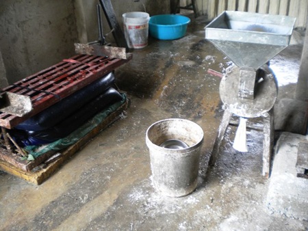 Giật mình với quy trình làm mì sợi - 2