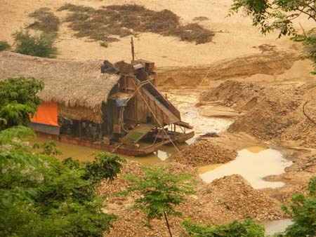 Ứa nước mắt nhìn sông Nghệ đang từ từ chết - 2