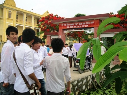 Đề Văn: Hay nhưng hơi khó với HS trung bình - 13