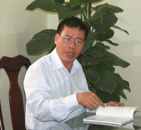 Đề nghị sớm làm rõ vụ PV báo Nông nghiệp Việt Nam bị chém - 3