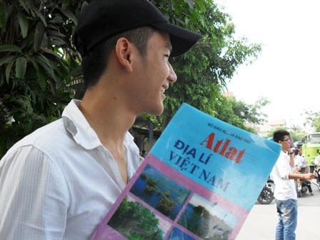 Đề Địa hơi dài, thí sinh không kịp nháp - 12