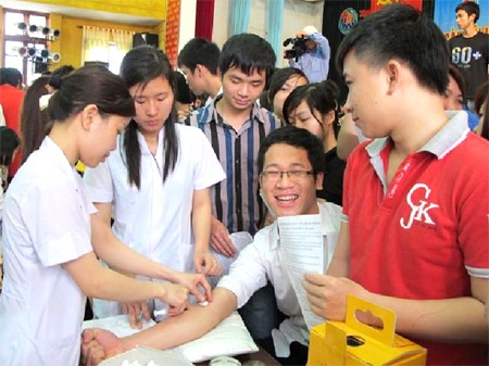 Mỗi giọt máu cho đi, một cuộc đời ở lại - 2