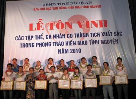 Các hoạt động hưởng ứng Thế giới tôn vinh người hiến máu - 1