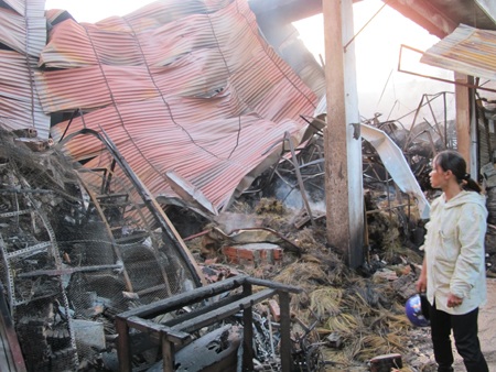 Ngọn lửa đi qua, chợ Vinh tan tành - 14