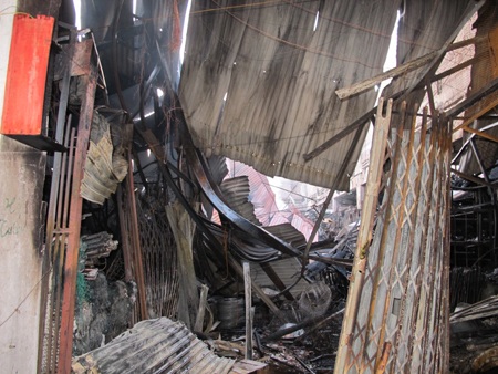 Ngọn lửa đi qua, chợ Vinh tan tành - 20