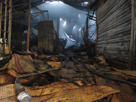 Ngọn lửa đi qua, chợ Vinh tan tành - 21