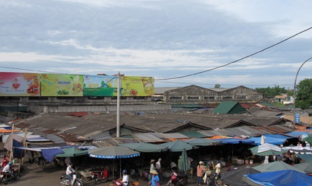 Chợ Vinh 3 ngày sau vụ cháy lớn - 6