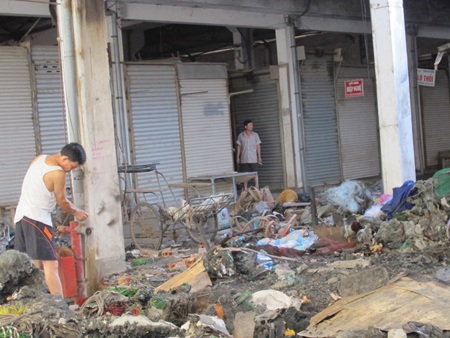 Chợ Vinh 3 ngày sau vụ cháy lớn - 4