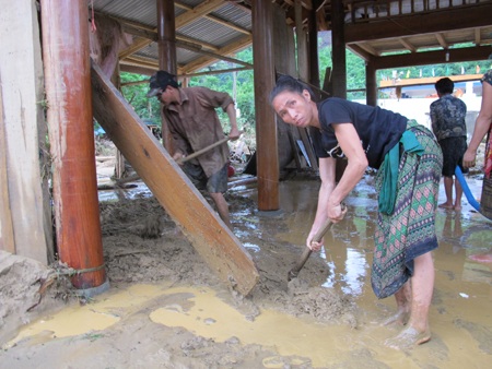 Chênh vênh bên dòng suối Chạ  - 4