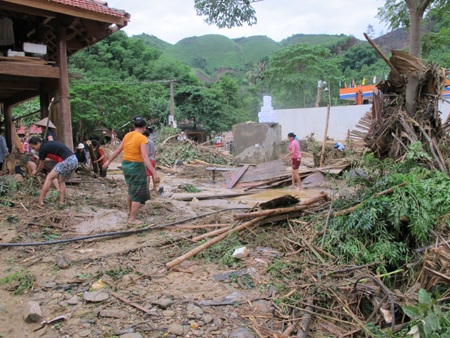 Chênh vênh bên dòng suối Chạ  - 5
