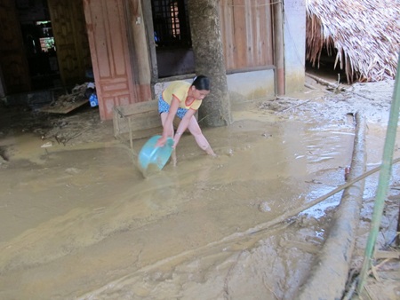 Chênh vênh bên dòng suối Chạ  - 7