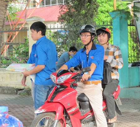 Những cuốc xe lai miễn phí mang “thương hiệu” sinh viên - 4