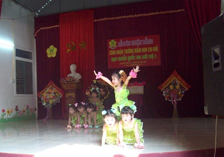 Xin cho con đi học mầm non: Chuyện nghe mà thấy… xót - 1