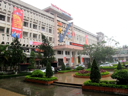 Xây dựng ĐH Vinh thành trường trọng điểm quốc gia - 1