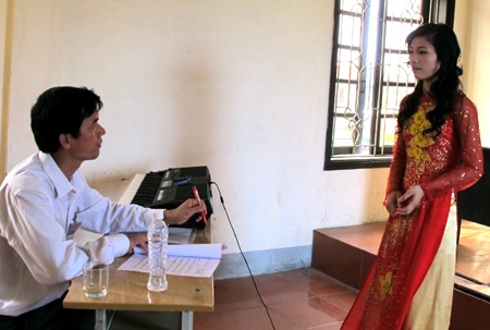 Xem thí sinh múa, hát... tranh tài  - 5