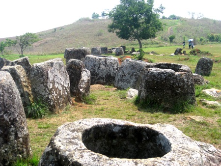 Huyền thoại Cánh đồng Chum  - 1
