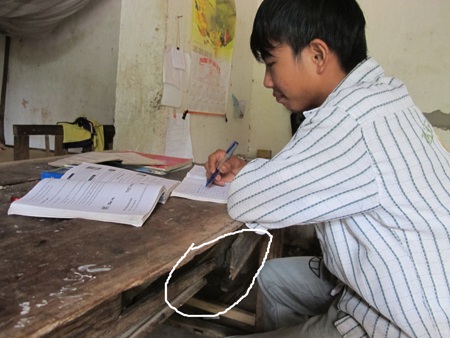 Cậu học trò cày thuê đỗ điểm đại học điểm cao - 1