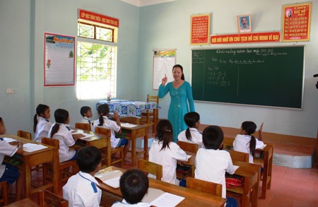 Nghệ An: Trường tiểu học dành cho HS dân tộc thiểu số - 2