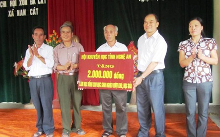 Nghệ An phát động Tháng khuyến học - 1 Nghệ An phát động Tháng khuyến học - 1