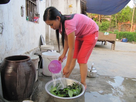 Nước mắt 3 anh em mồ côi - 3