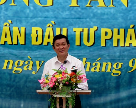 Chủ tịch nước dâng hương tại Khu di tích Kim Liên - 12 Chủ tịch nước dâng hương tại Khu di tích Kim Liên - 12