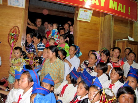 Tết Trung thu đầu tiên ở thung lũng Huồi Hỷ - 15