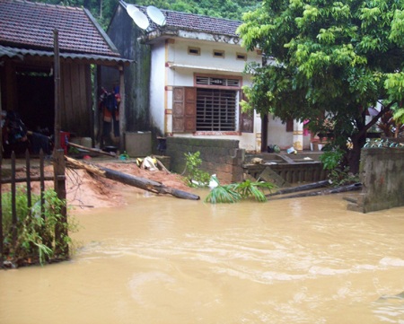 Con Cuông một ngày sau cơn lũ chưa từng có - 2