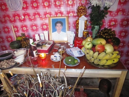 Di ảnh của anh Trương Văn Tuất vô cớ bị nhóm đối tượng đánh đến tử vong.