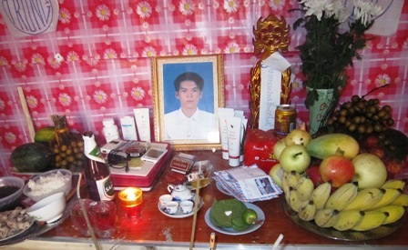 Anh Tuất bị nhóm côn đồ đánh chết trước ngày cưới. 