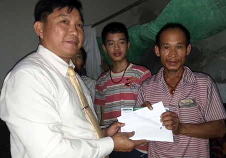 Những đứa con gái của anh Khương chỉ biết ăn, nằm một chỗ và la hét suốt ngày.