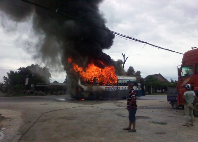 Viện Khoa học hình sự khám nghiệm xe khách cháy