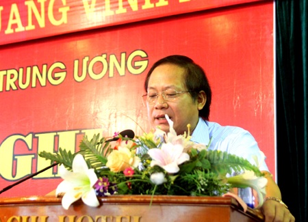 Ông Trương Minh Tuấn, Phó trưởng Ban Tuyên giáo Trung Ương phát biểu tại hội nghị.