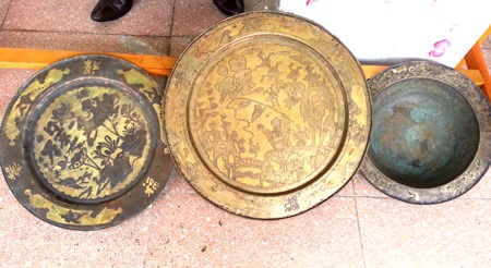 Những chiếc mâm, chậu đồng quý...