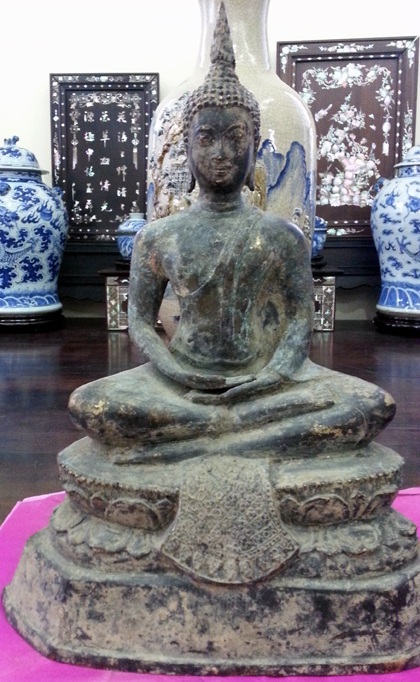 Những chiếc kiếm cổ.