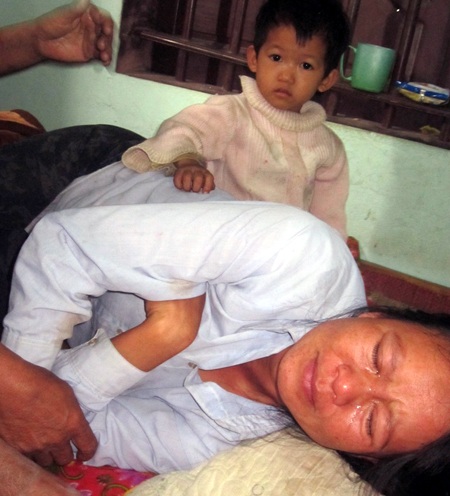 10 ngư dân mất tích: Mong chờ một phép màu từ biển cả