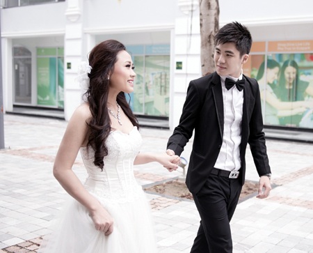 Sự tham gia của quán quân giọng hát việt 2012 Hương Tràm.